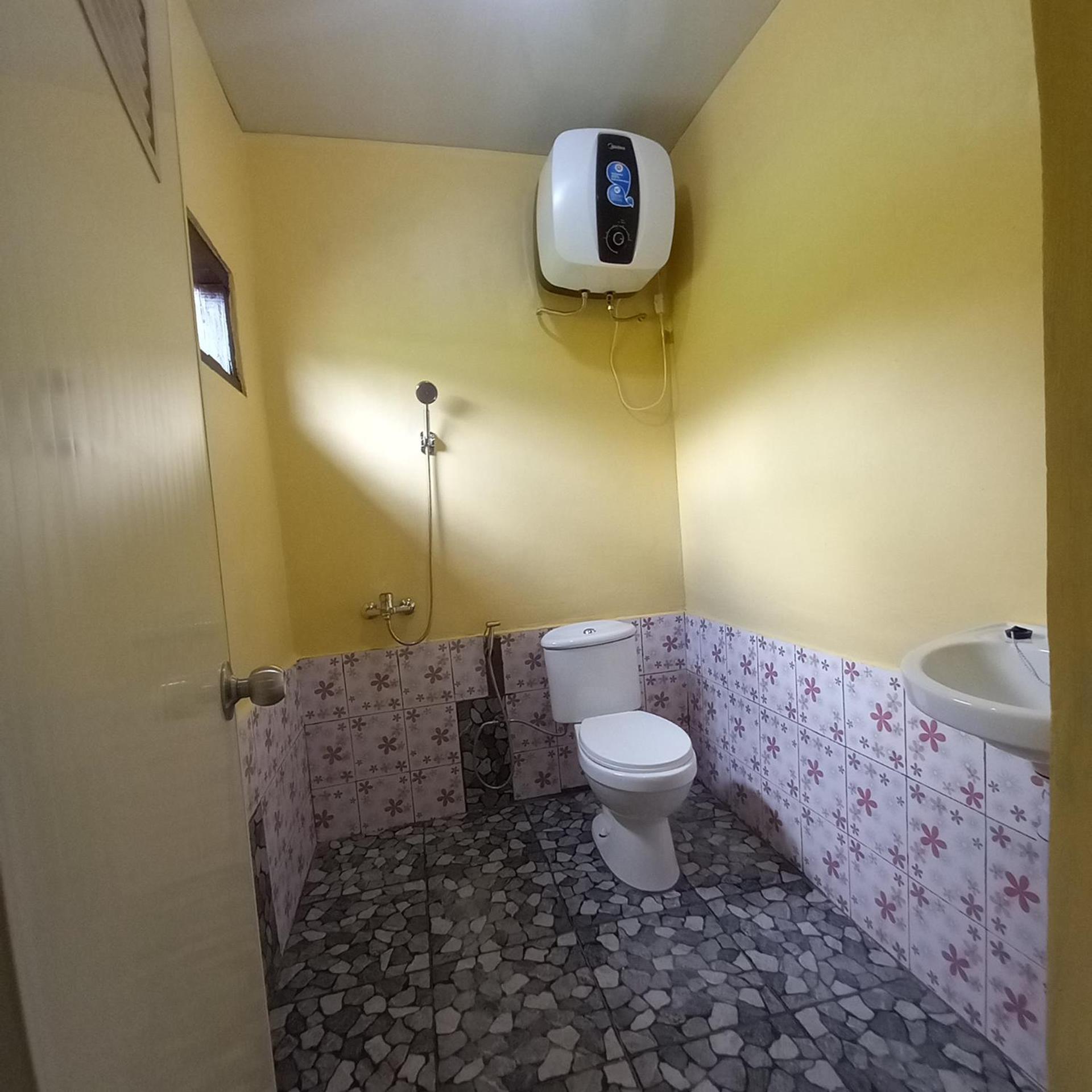 Tange Guest House Ruteng Eksteriør billede